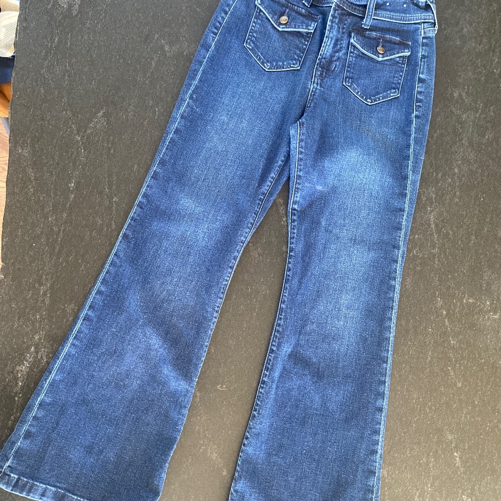 Gap 70s glare high rise